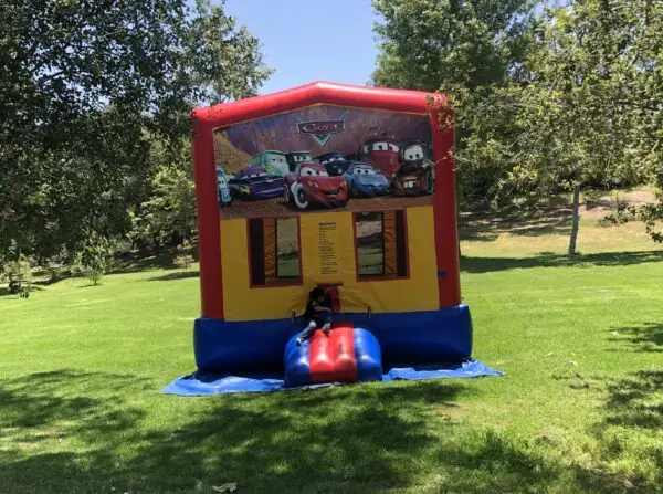 Cars Bounce House – Regular (13' L X 13' W X 15' H)